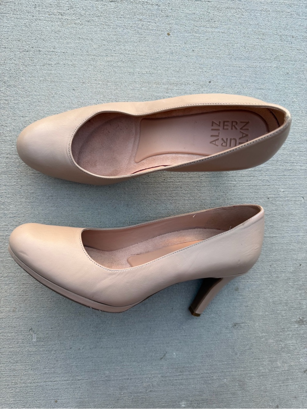 Naturalizer N5 Comfort Beige Nude Leather Pumps: Cushioned Heels size:6